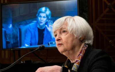 Sen. Warren calls on Yellen, FSOC to do more to shore up regional banks