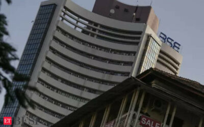 Sensex falls 550 points on Fed’s hawkish stance; Nifty below 19,750, ET BFSI