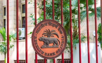 Gold loan limit hiked to Rs 4 lakh under bullet repayment for these banks: RBI, ET BFSI