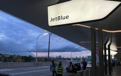 JetBlue forecasts ongoing losses, Spirit antitrust trial begins