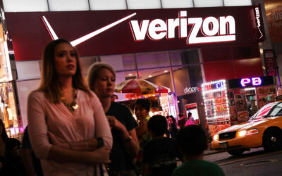 Verizon stock soars toward its best day in almost 15 years