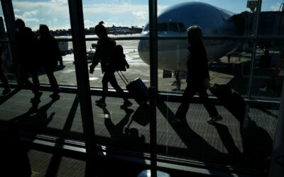 Airlines shave minutes off flight times with faster boarding, new tech