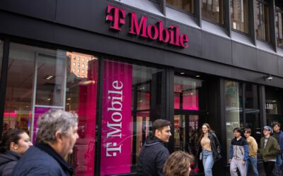 T-Mobile sued after employee stole nude images from phone