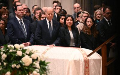 Sandra Day O’Connor called a pioneer and ‘iconic jurist’ as she is memorialized by Biden, Roberts