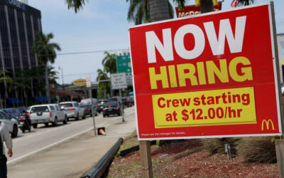 U.S. jobless claims plunge to lowest level since mid-October