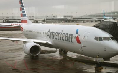 American Airlines stock gains on Morgan Stanley upgrade, ‘decent’ holiday season