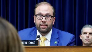 Bipartisan tax bill clears key congressional hurdle teeing up potential