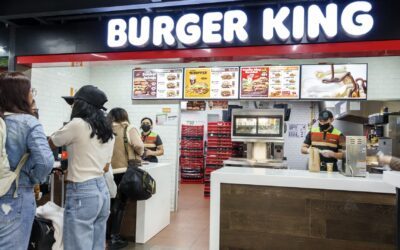 Burger King owner Restaurant Brands buys Carrols, largest U.S. franchisee
