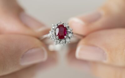 Gemstone engagement rings capture hearts and market share