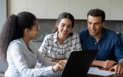 Mortgage demand inches up, despite 30-year mortgage rate reaching towards 7%