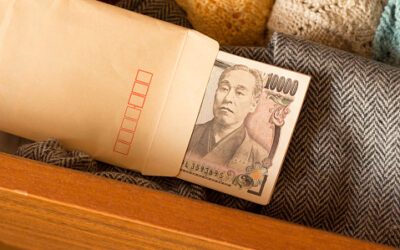 Japanese Yen Shows Volatility Amid Speculation of Intervention