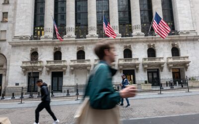 Dow futures inch higher as inflation jitters cap gains