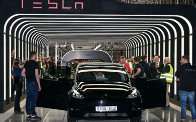 Elon Musk requires ‘FSD’ demo for Tesla buyer in North America