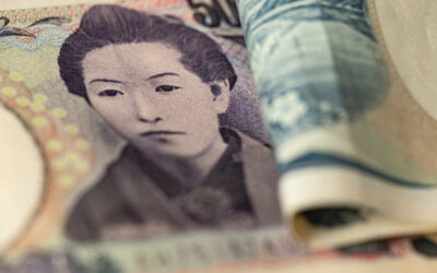 USDJPY Advances After Bouncing Off 50-day SMA