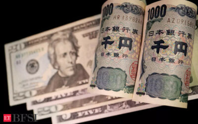 Yen hits 34-year low against dollar, BFSI News, ET BFSI
