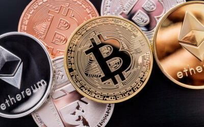 Bitcoin Awaits Signal from Equity Indices
