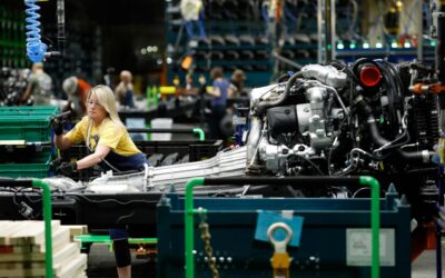 ISM manufacturing index drops sharply in April