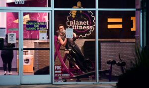 Planet Fitness stock rallies after company unveils first price hike