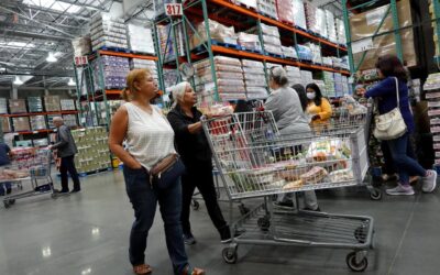 Retail sales were flat in April, falling below economists’ expectations