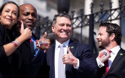 Reps. Ronny Jackson, Wesley Hunt probed on campaign cash for club dues