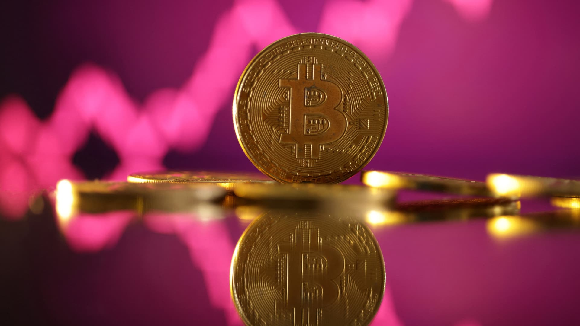 Cryptocurrencies rebound with risk assets Friday after two down days