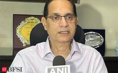 Financial bids for IDBI bank likely this fiscal; PSU banks sale on hold: DIPAM Secretary, ET BFSI