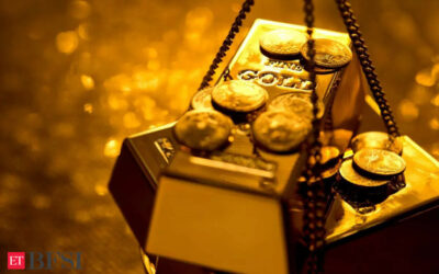 Gold lingers near one-month high on Fed rate-cut bets, BFSI News, ET BFSI