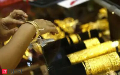 Gold-loan NBFCs grow in India despite cash disbursement restriction: Report, ET BFSI