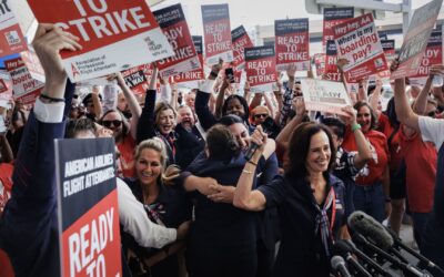 American Airlines flight attendants ratify new contract with immediate raises topping 20%