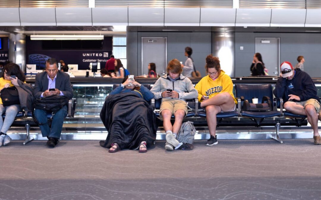 It’s time to take warnings about using airport public Wi-Fi seriously