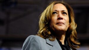 Over 400 economists former White House advisors endorse Harris