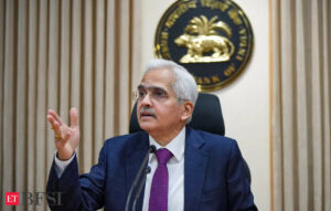 Shaktikanta Das using a China like 700 billion coffer to help