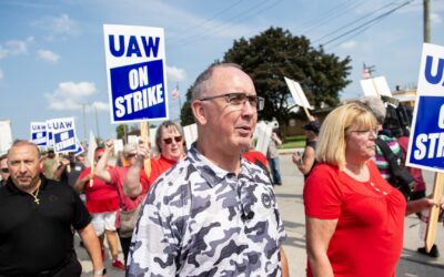 UAW warns of potential strikes at Ford, Stellantis