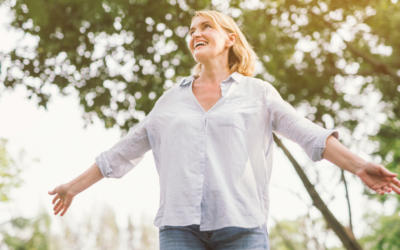 If you want to live a happier life as you grow older, say goodbye to these 7 habits