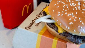 McDonalds E coli outbreak CDC updates case count