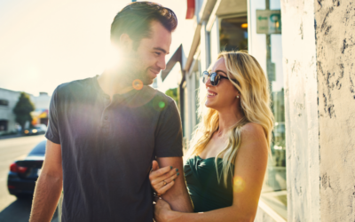 9 little-known body language signs that someone is falling in love with you