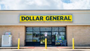 Dollar General tests same day delivery as discounter chases Walmart