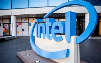 Intel considers outside CEO to replace Pat Gelsinger, taps headhunters