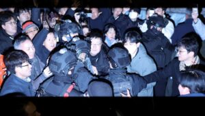 South Korean parliament votes to lift presidents martial law declaration