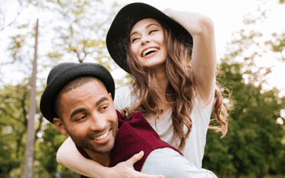 7 behaviors of men who always show fierce loyalty in their relationships, says psychology