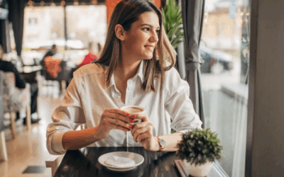 7 things self-confident people do in public without ever feeling self-conscious, according to psychology