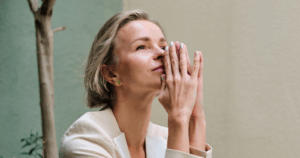 8 things people do when theyre deeply reflective but rarely