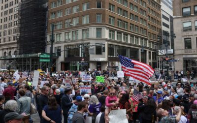 Anti-Trump protesters turn out to New York, cities nationwide