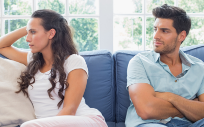 If a woman no longer feels love, she’ll usually display these 7 behaviors (without realizing it)