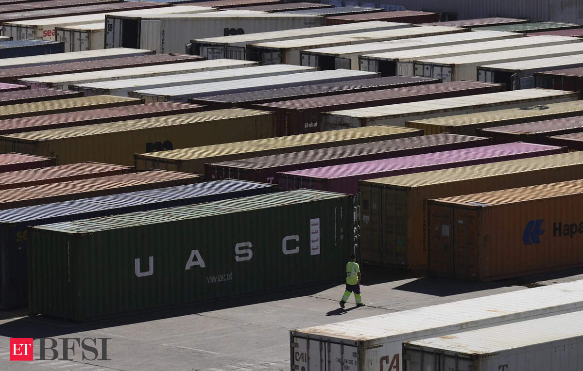 India economic outlook dims further as US tariffs dent business