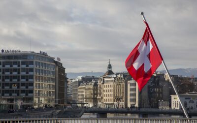 Rich Americans opening Swiss bank accounts fearing U.S. risks