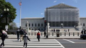 Supreme Court upholds order on Kilmar Abrego Garcia