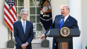 Trump will study whether to fire Fed Chair Powell adviser
