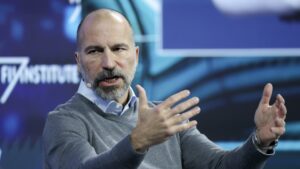 Uber raises in office requirement to 3 days claws back remote