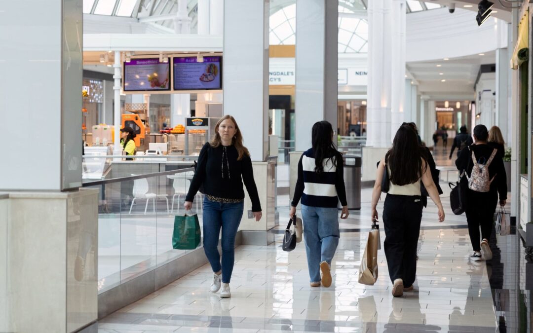 Wealthy consumers up spending while the rest of America cuts back
